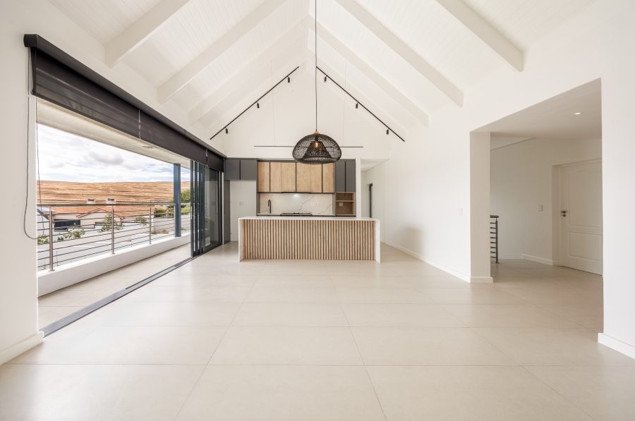 5 Bedroom Property for Sale in Mount Royal Golf Estate Western Cape